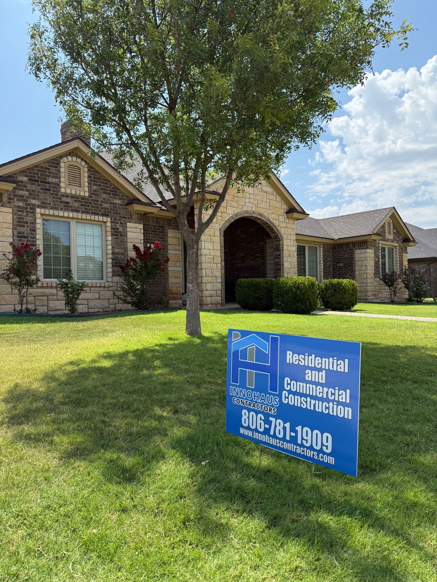 Residential & Commercial Roofing 